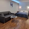 Квартира Home-Hotel на левом берегу ул. Митрополита Андрея Шептицкого, 1-а