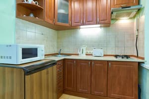 Квартира Home-Hotel на левом берегу ул. Митрополита Андрея Шептицкого, 1-а. Апартаменты трехместный ул.Шептицкого 1-а 5