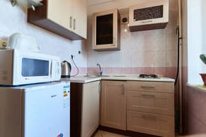 Home Hotel ул. Евгения Сверстюка 8 6