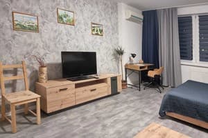 Квартира Home hotel ул. Раисы Окипной. Апартаменты трехместный ул. Раисы Окипной, 4-А 2