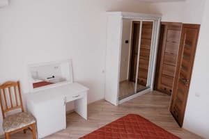 Отель Хутір. Стандарт двухместный со сплошной кроватью 3