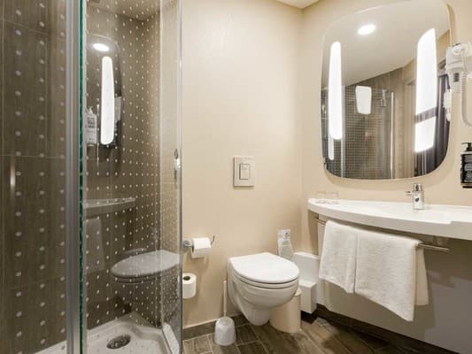 Ibis Kyiv Railway Station 6