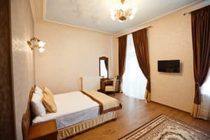 Мини-отель Inn Lviv. Полулюкс двухместный  7
