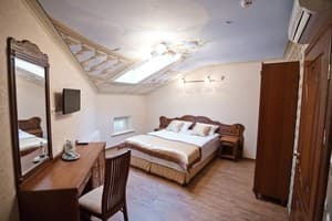 Мини-отель Inn Lviv. Стандарт двухместный  12