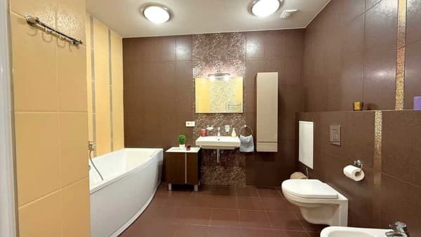 ЖК Світлий Дім біля метро 23 2