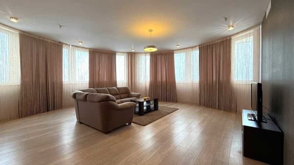 ЖК Світлий Дім біля метро 23 7