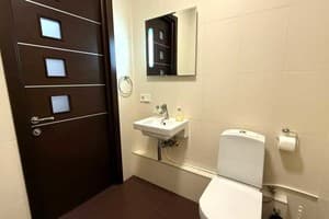 Квартира ЖК Світлий Дім біля метро 23. Апартаменты 4-местный  3