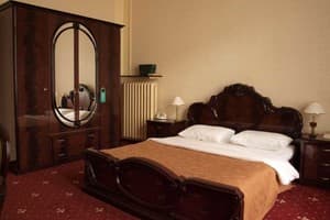 Отель Жорж. Полулюкс двухместный тематический 2