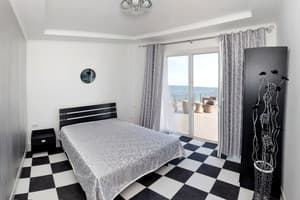 Отель Калифорния. Апартаменты 4-местный с видом на море 2