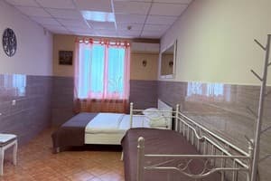 Міні-готель Кардинал. Економ тримісний  6