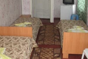 База отдыха Карпаты. Эконом трехместный + ( летние домики) с кондиционером 1