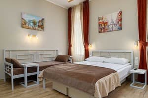 Отель Кайзер во Львове. Комфорт трехместный  2