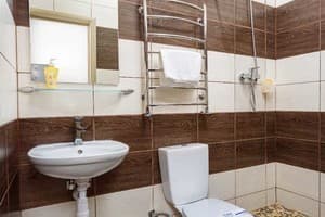 Отель Кайзер во Львове. Семейный 5-местный с мини кухней 9