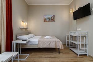 Отель Кайзер во Львове. Стандарт трехместный Лофт 2