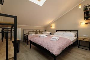 Отель Кайзер во Львове. Стандарт трехместный Мансарда 1