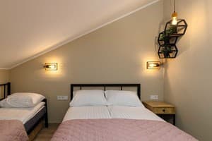 Отель Кайзер во Львове. Стандарт трехместный Мансарда 8