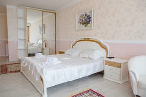 Гостинично-ресторанный комплекс Коляда. Люкс двухместный апартаменты с видом на море (первая линия) 1