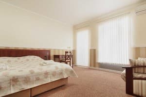 Отель Консул. Апартаменты трехместный  1