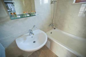 Отель Копа-Львов. Люкс двухместный (котттедж) 4