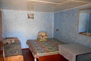 Мини-отель Лагуна. Трехместный домик 1