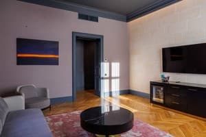 Бутик-отель Lion's Castle. Люкс двухместный Замок 8