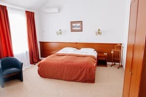 Отель Лондонская. Стандарт двухместный Мансардный 6