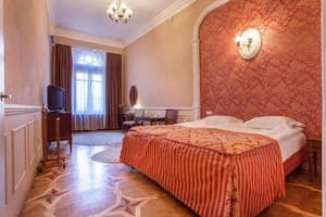 Отель Лондонская. Улучшенный двухместный  8