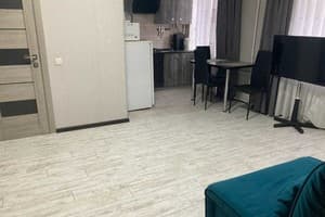Lux Apartments ул. Архитектора Артынова 5
