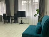 Lux Apartments ул. Архитектора Артынова 7