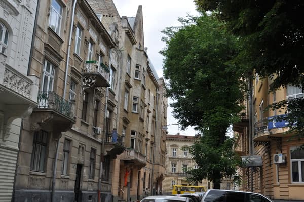 Lux по ул.Богомольца,11а 11