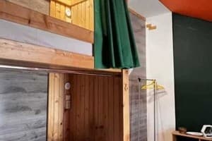 Хостел Lviv City Hostel. Семейный 4-местный  2