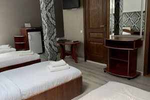 Львовский 16