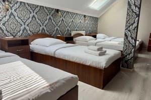 Львовский 21