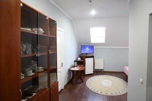 Мини-отель Львовский. Люкс двухместный +2 с ванной (двухкомнатный) 1