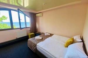 Гостинично-ресторанный комплекс MEDEA. Полулюкс двухместный с видом на море 1