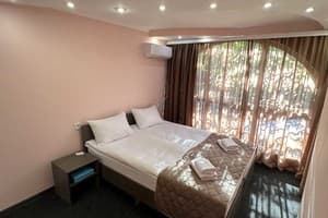 Гостинично-ресторанный комплекс MEDEA. Семейный 4-местный улучшенный 1