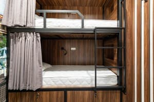 Хостел MISTO capsule hotel. Место в общем двухместном номере  1