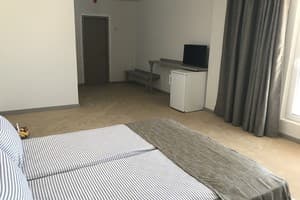 Отель Мальта. Люкс 4-местный 4 этаж 5