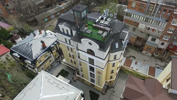 Mandarin clubhouse Kharkiv 11