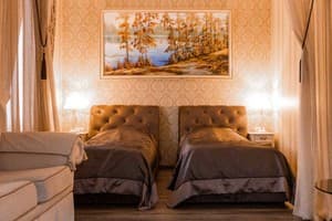 Отель Mandarin clubhouse Kharkiv. Делюкс двухместный De Luxe TWN 7