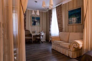 Отель Mandarin clubhouse Kharkiv. Делюкс двухместный De Luxe TWN 10