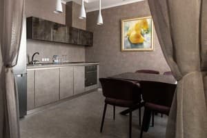 Отель Mandarin clubhouse Kharkiv. Люкс трехместный  Luxe family apartments  3