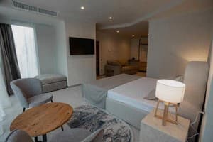 Отель Marine Residence. Семейный двухместный Люкс с кроватью размера «king-size» 3