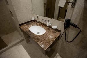 Отель Marine Residence. Семейный двухместный Люкс с кроватью размера «king-size» 9