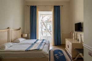 Апарт-отель Metro Hotel Apartments. Стандарт двухместный с балконом 2