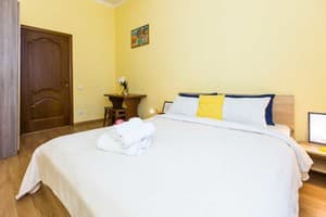 Квартира Modern 2BR Apartment in Central Lviv. Апартаменты 4-местный  1