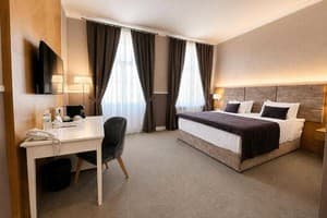 Отель Modern Art Hotel - Maestro. Полулюкс двухместный  1
