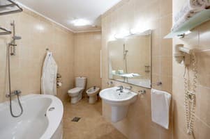 Отель Морской. Люкс двухместный +2 12