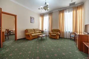 Отель Морской. Люкс двухместный с балконом (+2) 4