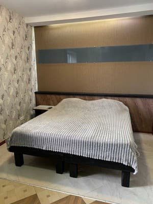 На Буковинской 1